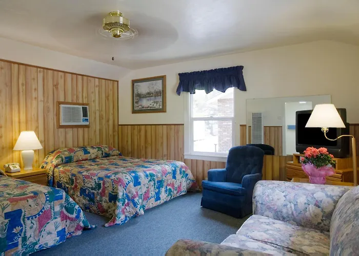 Family Hotel: Lazy J Ranch Motel